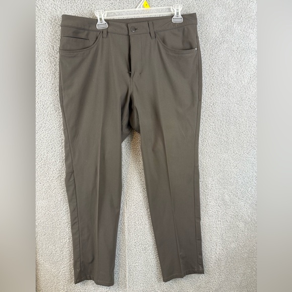 lululemon athletica Other - Men's lululemon pants 34